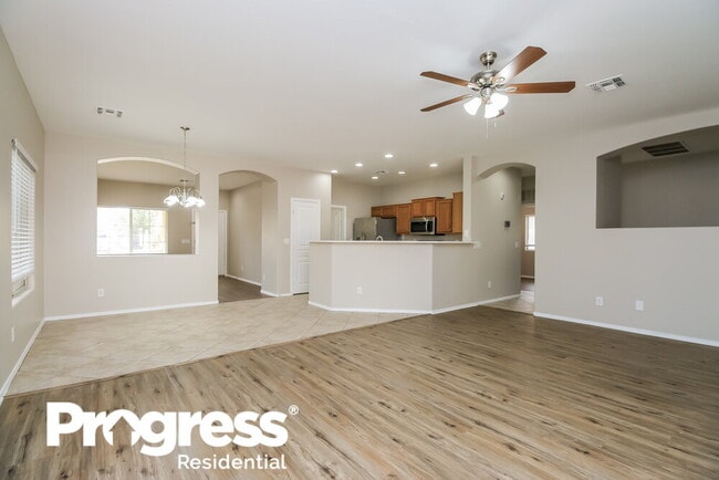 Photo - 1958 E Dublin St