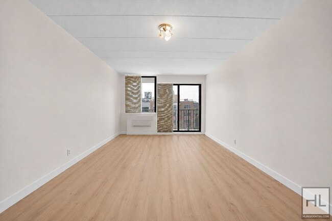 Photo - 30 ROAD AND CRESCENT Unit 5E