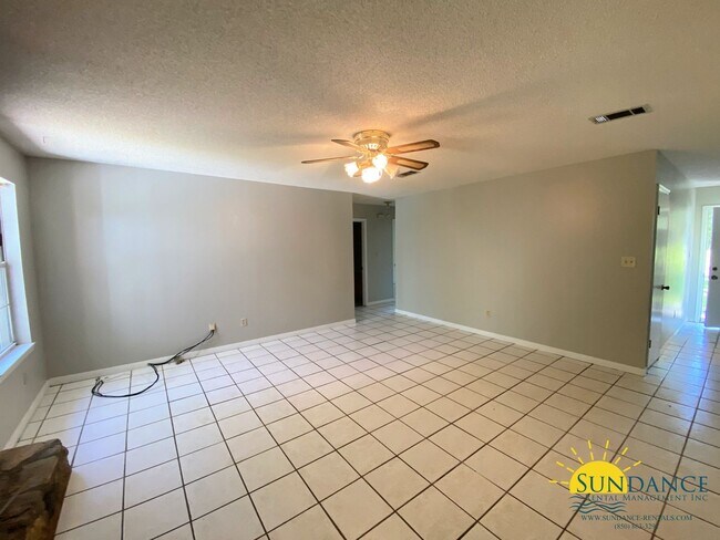 Photo - Beautiful 4 Bedroom Home in Crestview