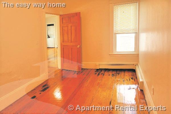 Photo - 339 Beacon St Unit #1