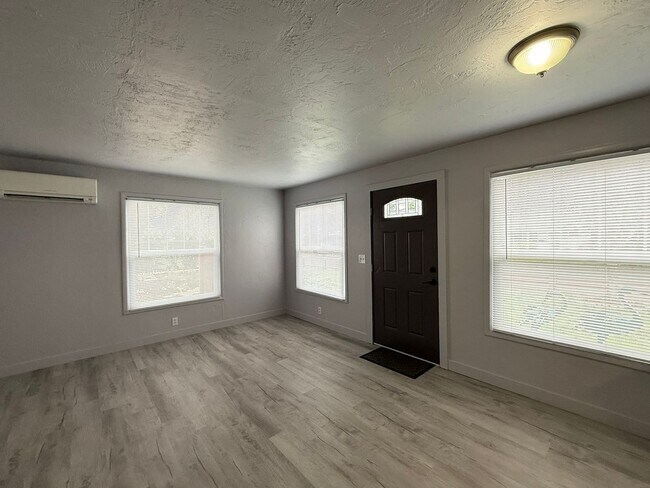 Photo - Freshly Updated Thurston Home!