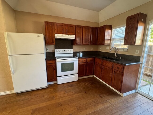 Photo - Newly Redone Charming 2 Bedroom!