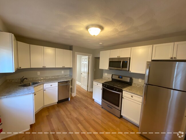 Building Photo - 309 Highland Ave Unit A Rental