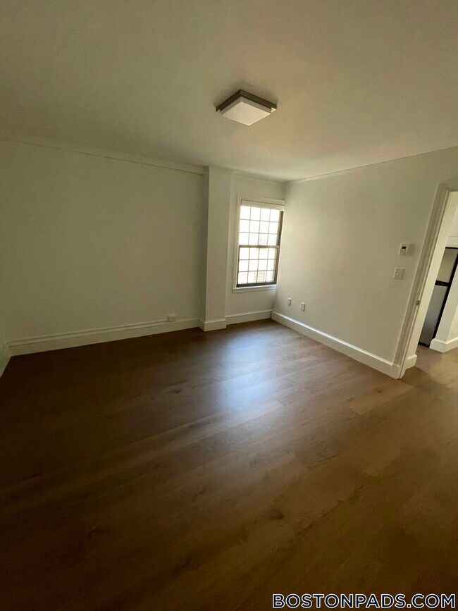 1200 Massachusetts Ave Unit 317