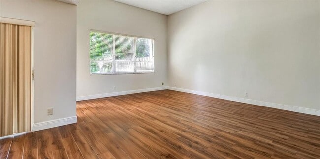 Photo - 1110 NW 108th Ave