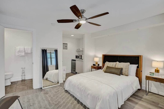 Building Photo - 3020 Seville St Unit SI ID1504045P