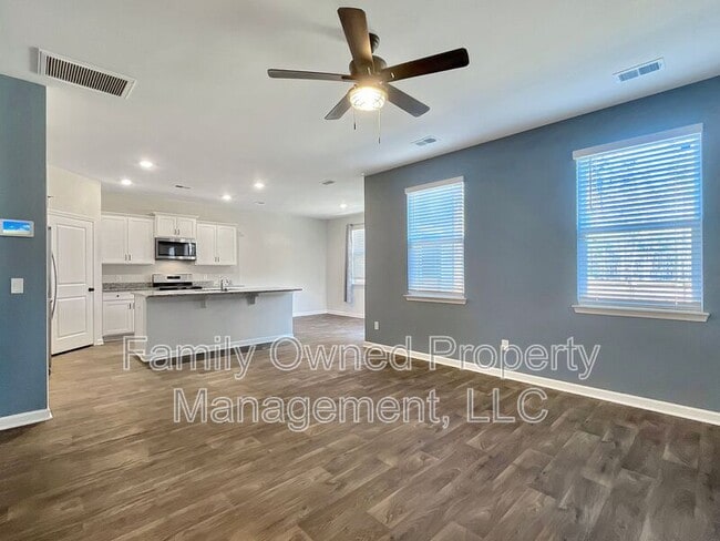 Photo - 146 Sweet Cherry Ln