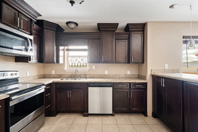 Photo - 130 Colorado St Unit 3