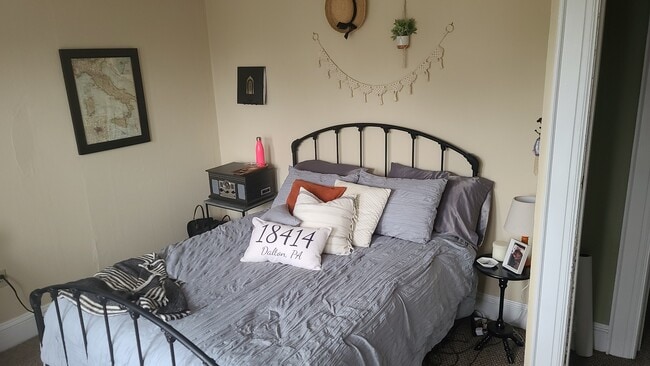 Bedroom 1 - 2202 Adams Ave Unit 2202