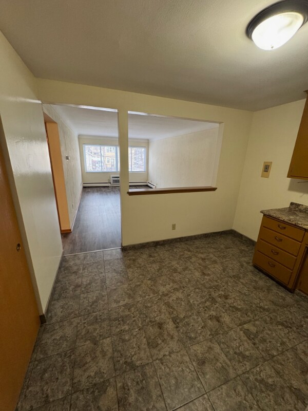 Photo - 556 Jenks Ave E Unit 7