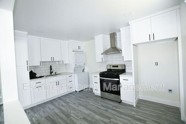 Photo - 71 Raemere St