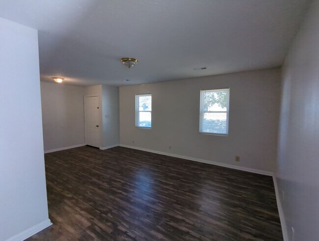 Photo - 115 Summerfield Rd Unit 115 Summerfield Rd