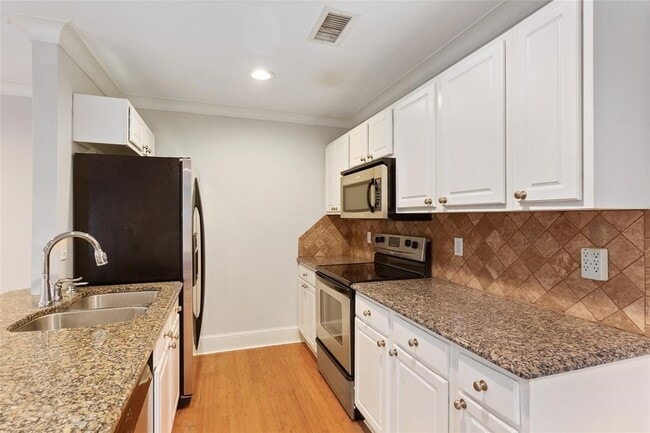 Photo - 7770 Meadow Rd Unit 211