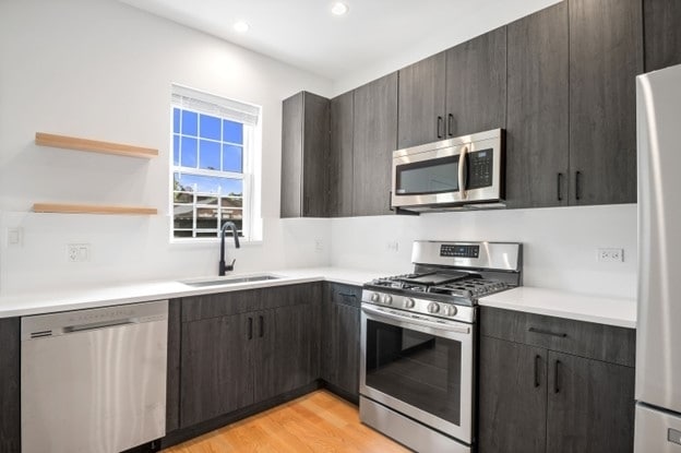 Photo - 1217 W Wellington Ave