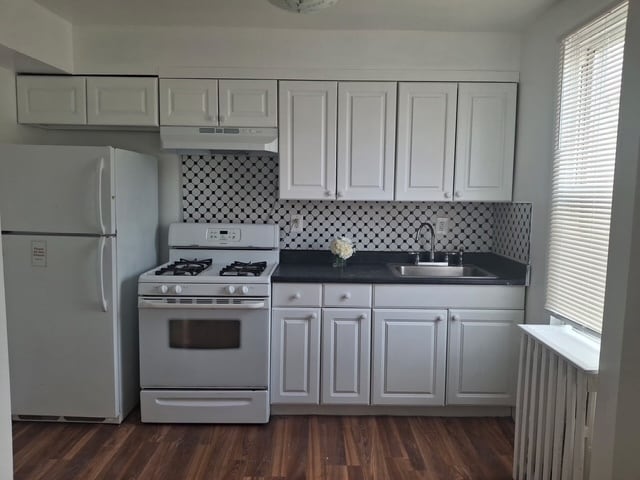 2582 Richmond Terrace Unidad 2-Front
