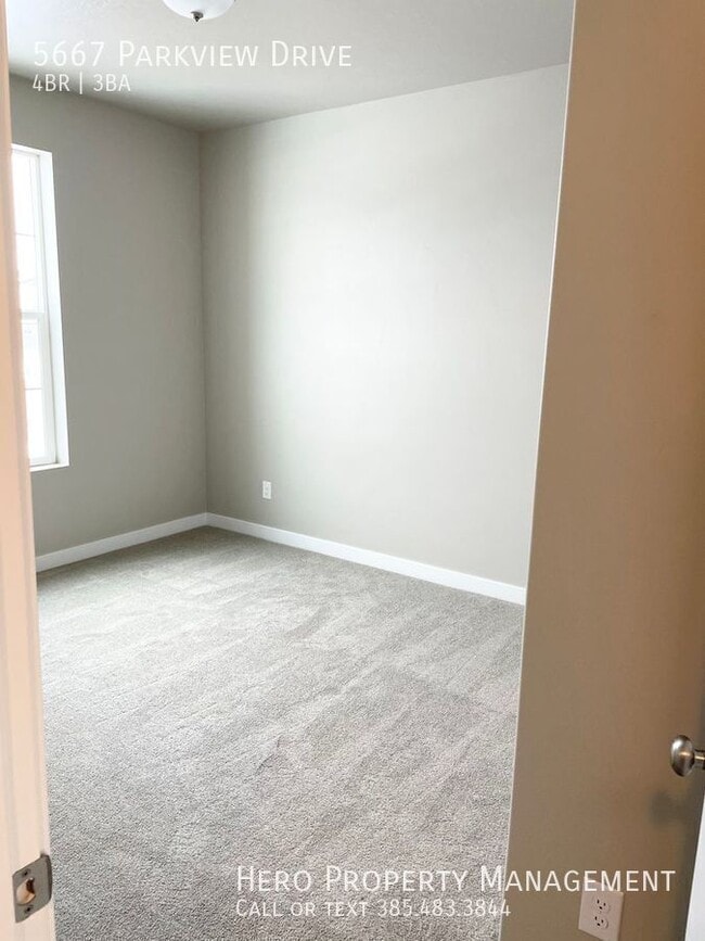 Photo - 5667 Parkview Dr