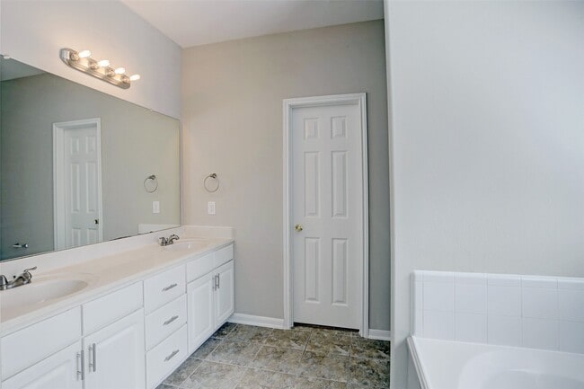 Photo - 22618 Spring Crossing Dr