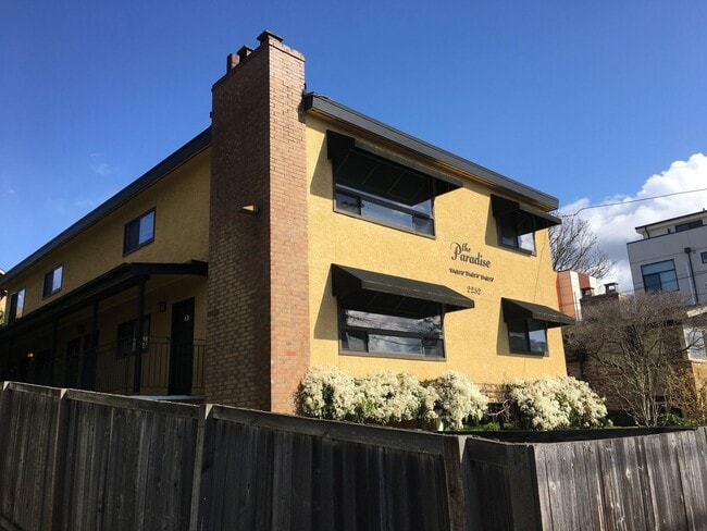 Photo - Paradise Apartments