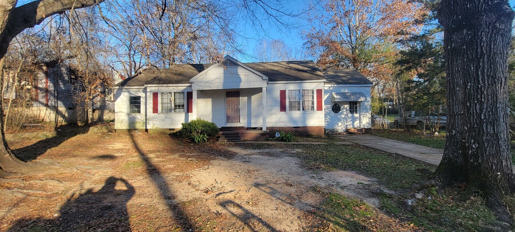 Photo - 2742 Glenn St