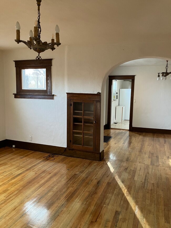 Photo - 527 Franklin Ave