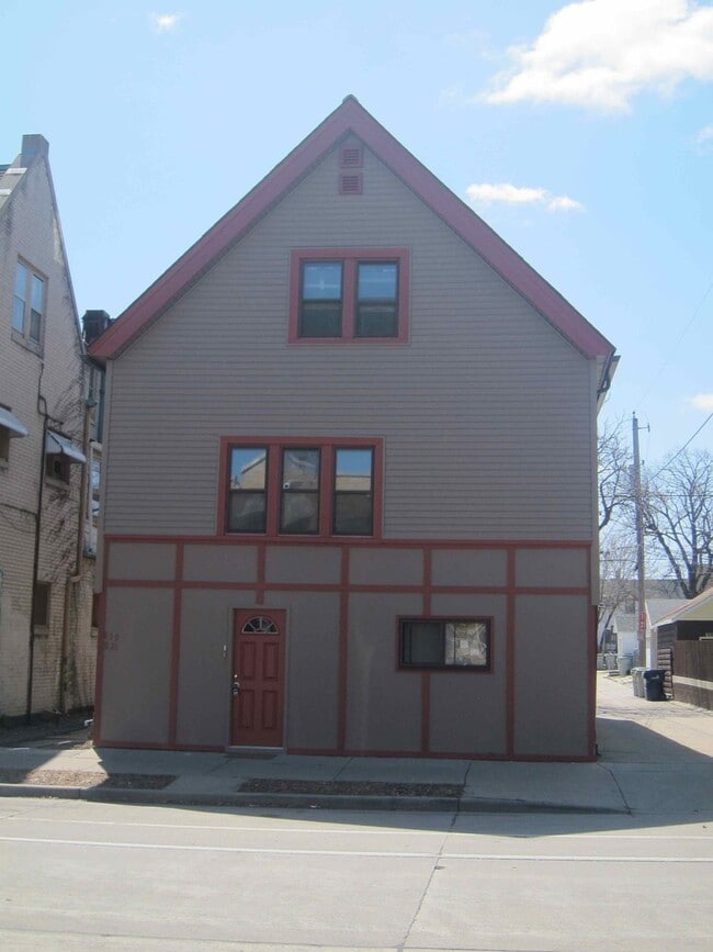 Building Photo - 819 E Center St Unit 819 Rental