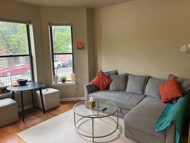 Photo - 902 W Grace St Unit 1