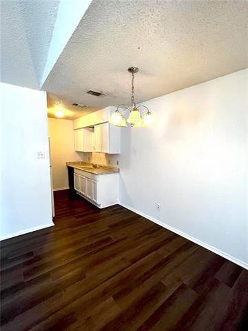 Photo - 7045 Crosstimbers Ln