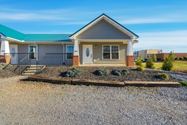 1912 Laurel Ln Unit 1912