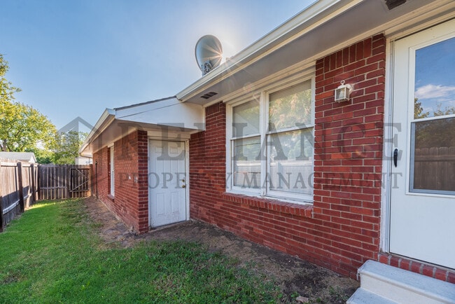 Photo - 1511 S Edwards St