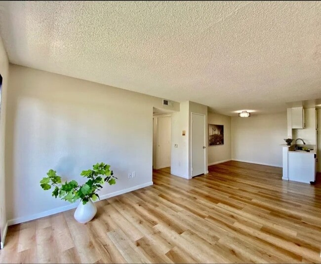 Photo - Victory Apartments