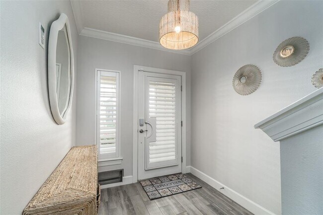 Photo - 3162 Moorings Dr S