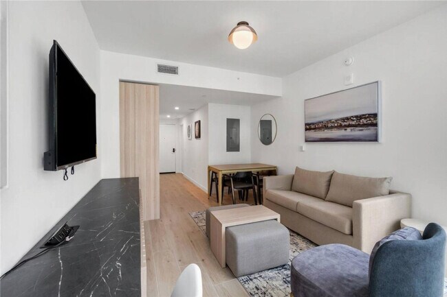 Photo - 225 N Miami Ave Unit SI ID1520402P
