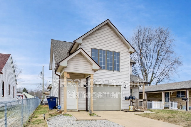 Photo - 142 N 7th Ave