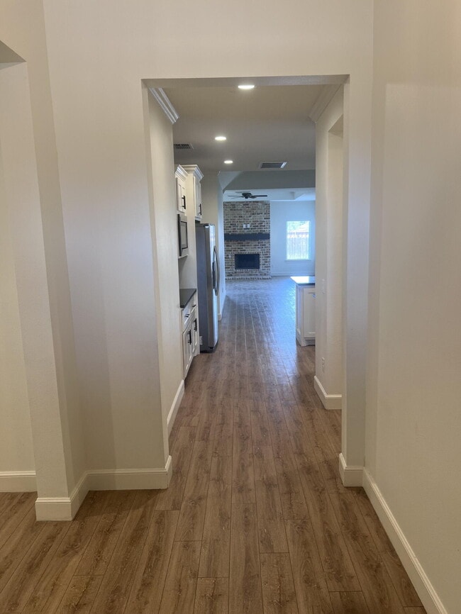 Photo - 322 Cowboy Ln