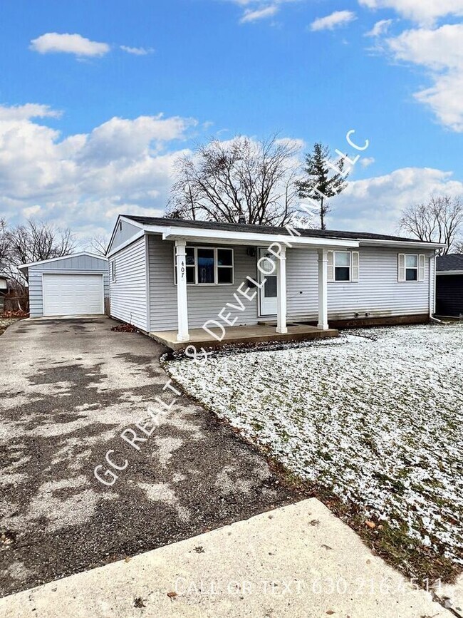 Building Photo - ***FULLY UPDATED RANCH / 3BDRM - 1BTH / SS... Rental