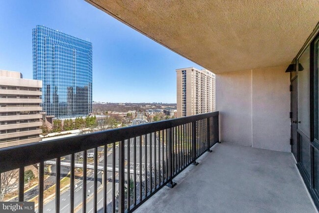 Photo - 3709 S George Mason Dr Apartment Unit 1115