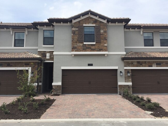 4 Bedroom 3.5 Bath Townhome in The Vistas ... - 4 Bedroom 3.5 Bath Townhome in The Vistas ...