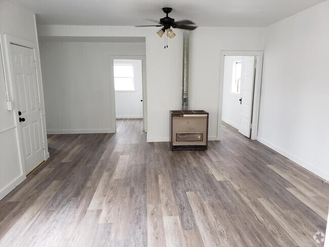 Building Photo - 715-711 11th Ave Rental