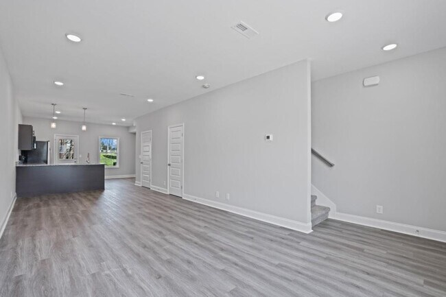 Photo - 1 Highland Bluff Way Clarksville, TN 37040