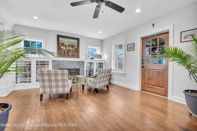 Photo - 337 South Blvd