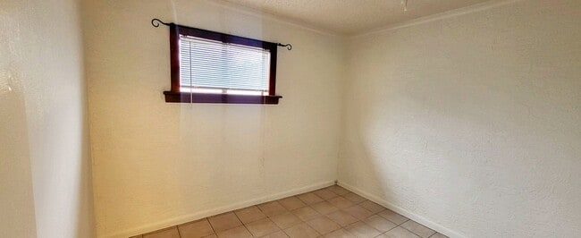 Photo - COMING SOON....CUTE TEMPE HOME ON NO OUTLET STREET!!