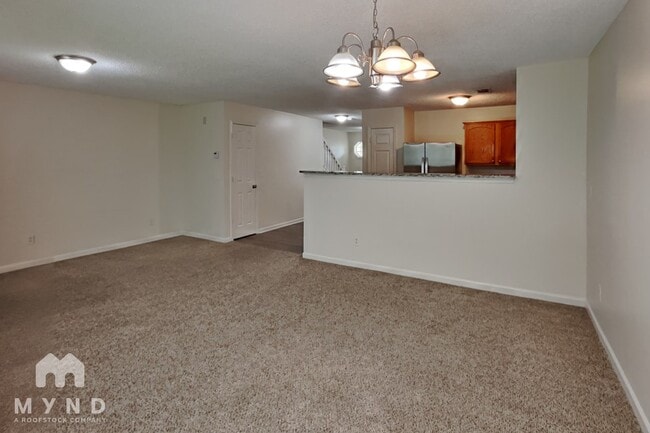 Photo - 6332 Hickory Ln Cir