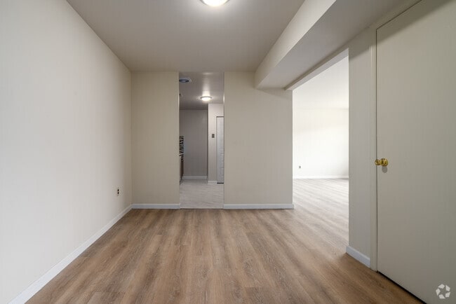 1BR, 1BA - Dining Room