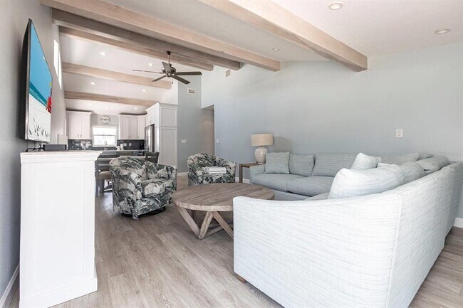 Photo - 6020 Midnight Pass Rd