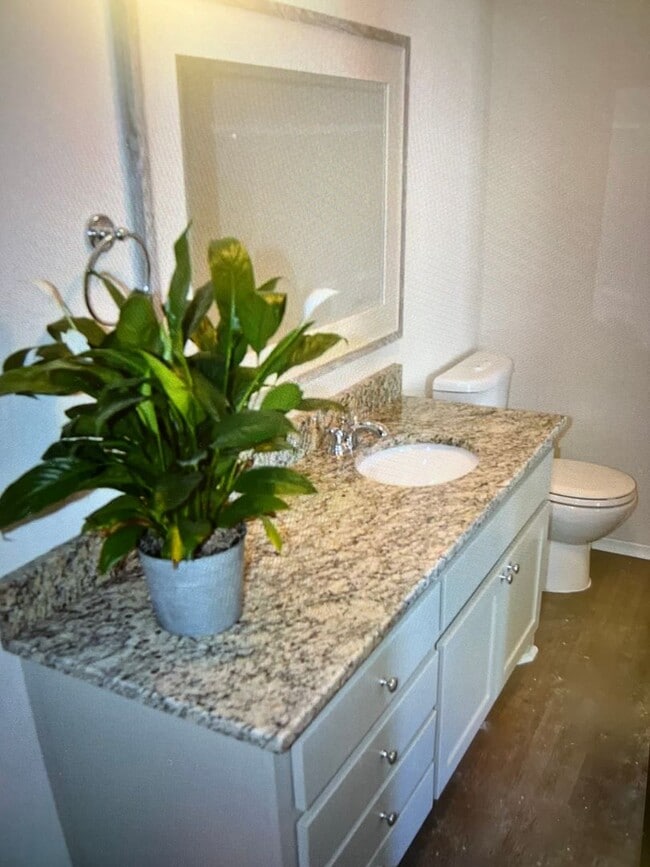 Photo - LIVINGSTON2701-03 Unit 2701