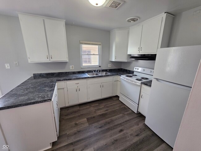 Photo - 3829 Biscayne Rd