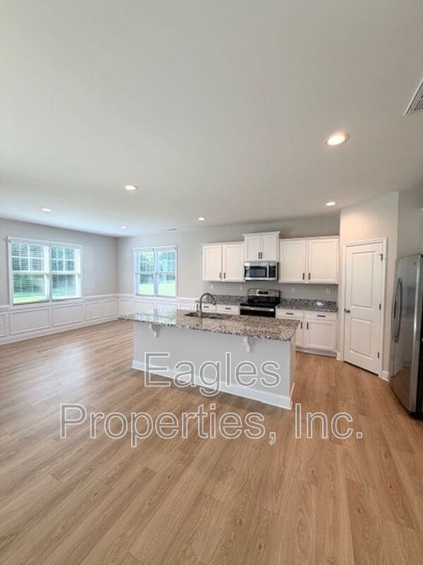 386 Jackson Pond Dr