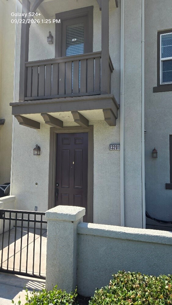 13201 Stellar Ave