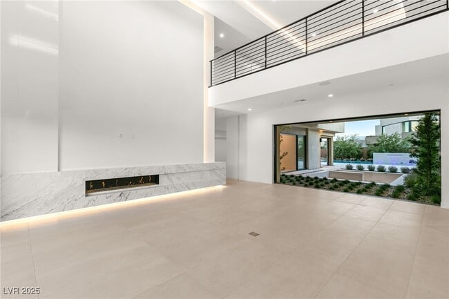7385 Heron Cyn Ct