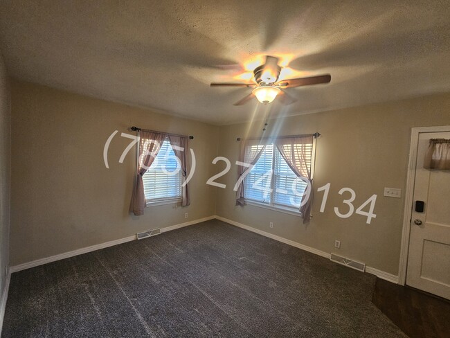 Photo - 859 S 10th St